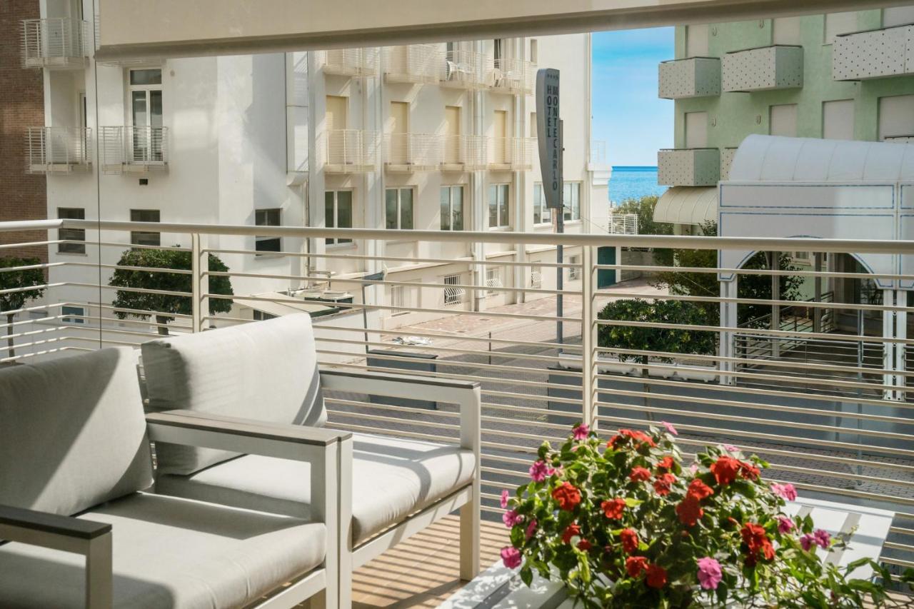 Ferrari Apartments Ponente Каорле Экстерьер фото